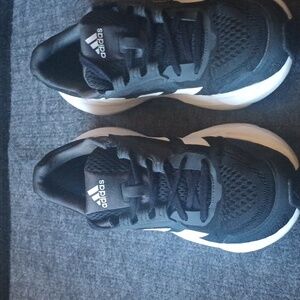 Adidas Adistar women's running sneakers